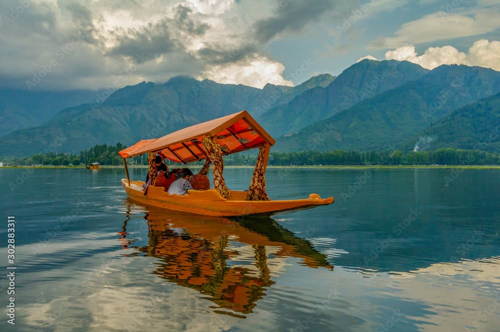 Near Dal Lake Boulevard